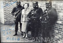 sas flashlights embassy siege.jpeg sas flashlights embassy siege.jpeg