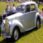 Bentley_Mark_VI_4-Door_Saloon_1948.jpg