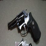 S&W 05 1024768.jpg