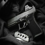 G17 Gen 5 Magpul OD Green (1).jpg