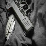 G17 Gen 5 Magpul OD Green (3).jpg