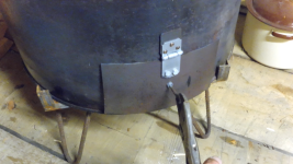 Close-up of stover air intake dampener.png