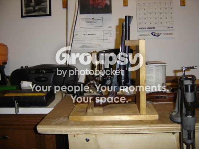 pistolstand002.jpg