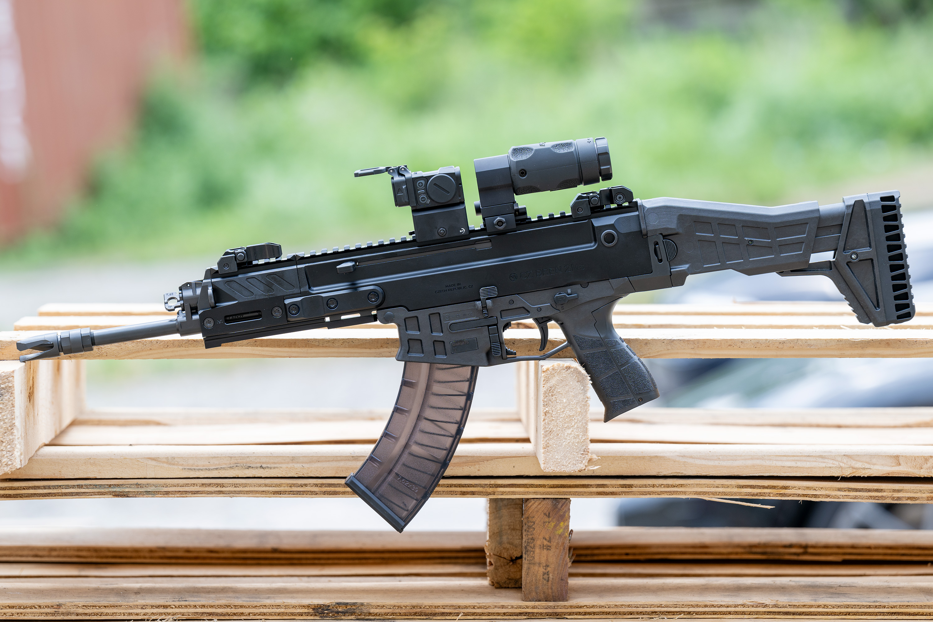 SbT64GK.jpg