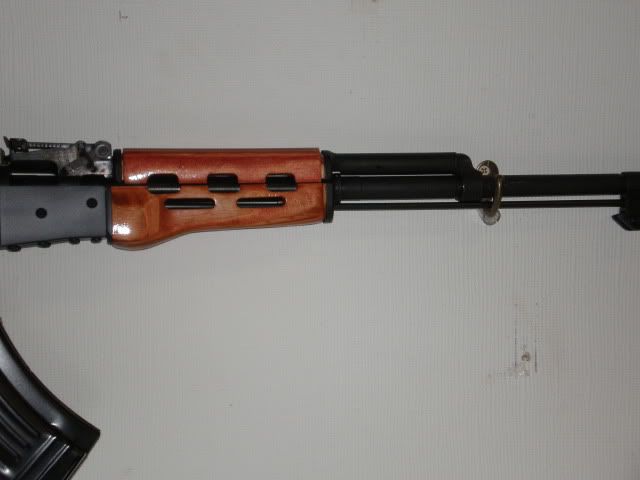 GUNS136.jpg