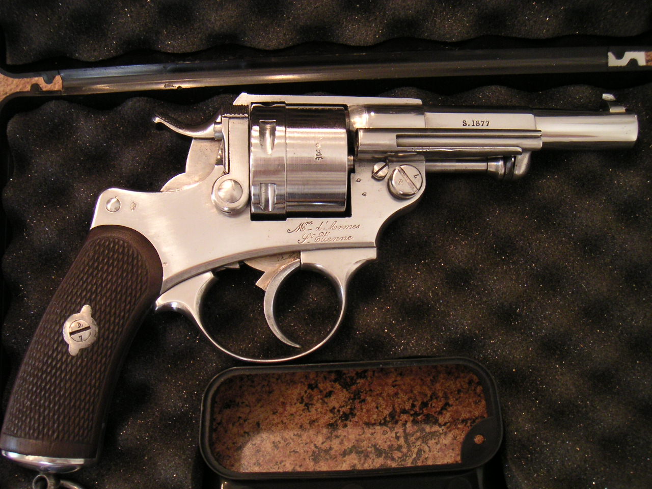 Revolver_modèle_1873.JPG