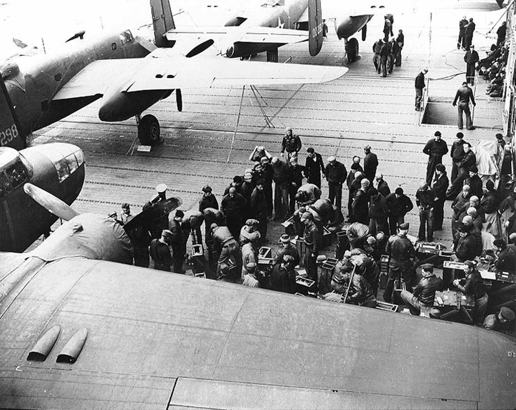Preparing-for-the-Doolittle-Raid.jpg