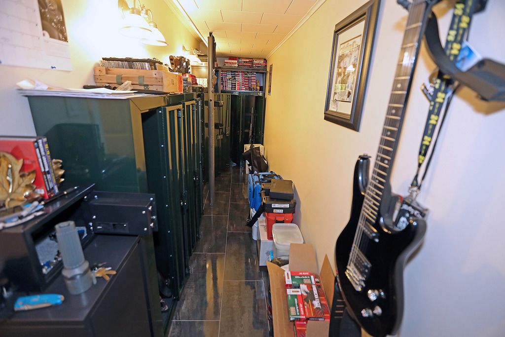 Mancave3.jpg