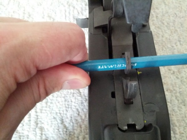 working-a-tight-safety-on-M14-600x450.jpg