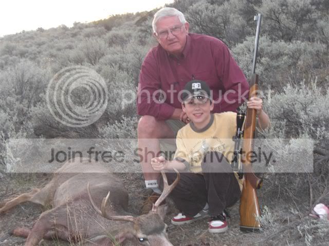 CamsFirstDeer20092.jpg