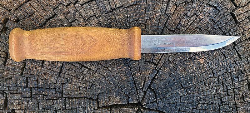 Mora_Belt_Knife_lowres.jpg