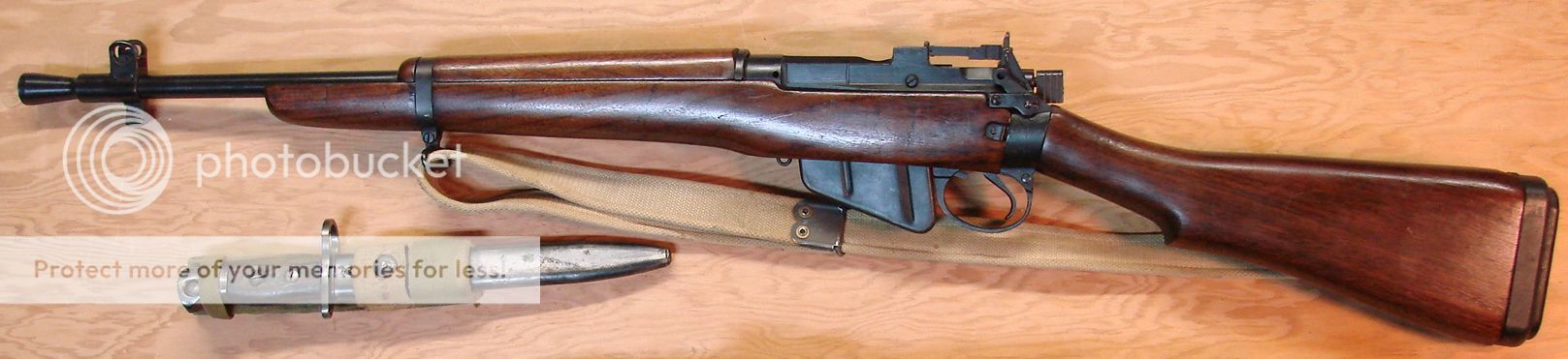 No5Mk1LeeEnfield-BSAmanufacturedin1945.jpg