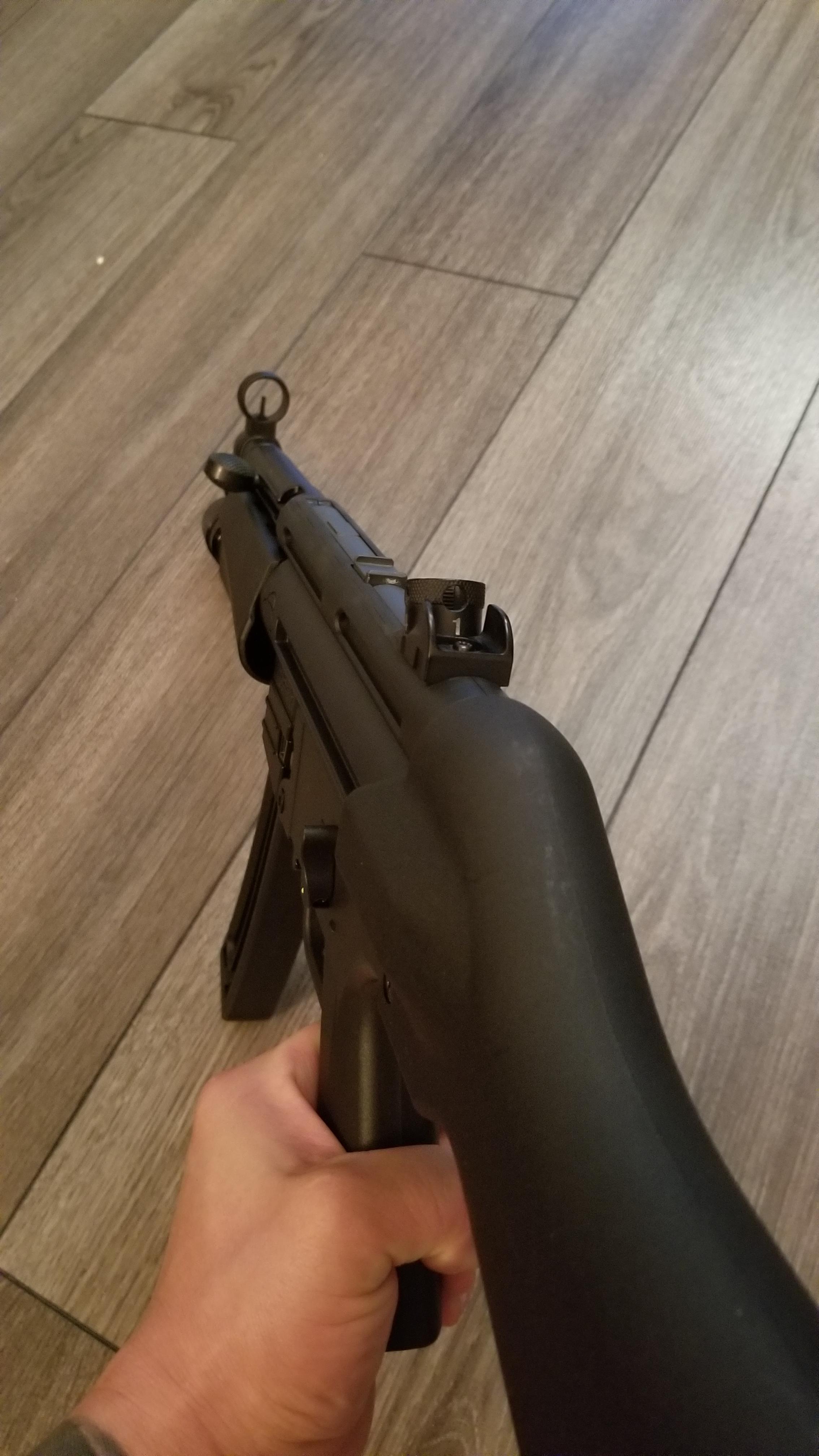 CbV9wWL.jpg