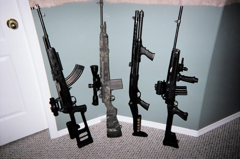 4EvilBlackGuns2.jpg