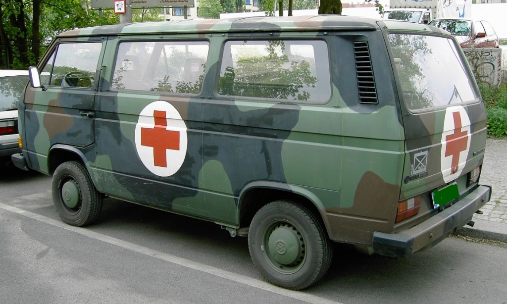 vw-transporter-t3-sanitaetsfahrzeug-ausrangiert-52045.jpg