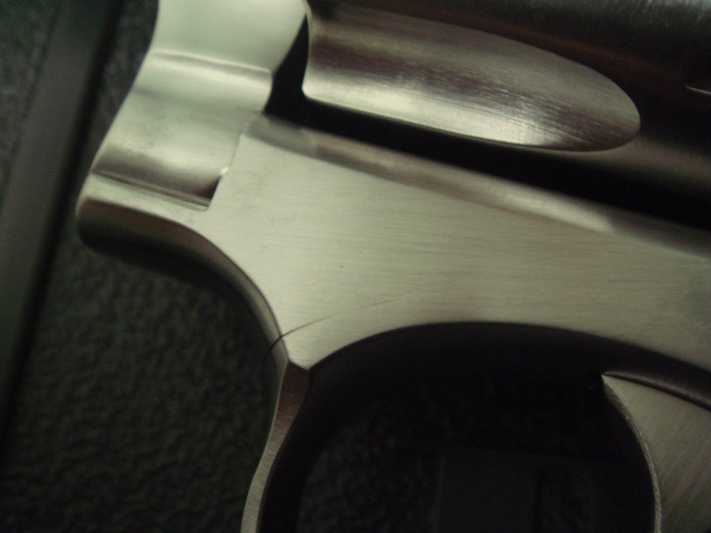 8.left_trigger_guard_frame_fit_gap_front_corner1.JPG