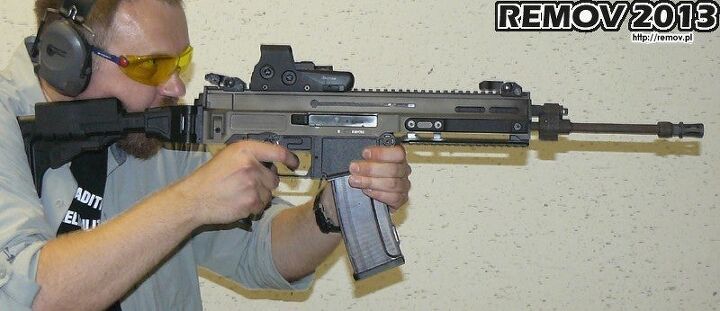 CZ805S_01-660x285.jpg