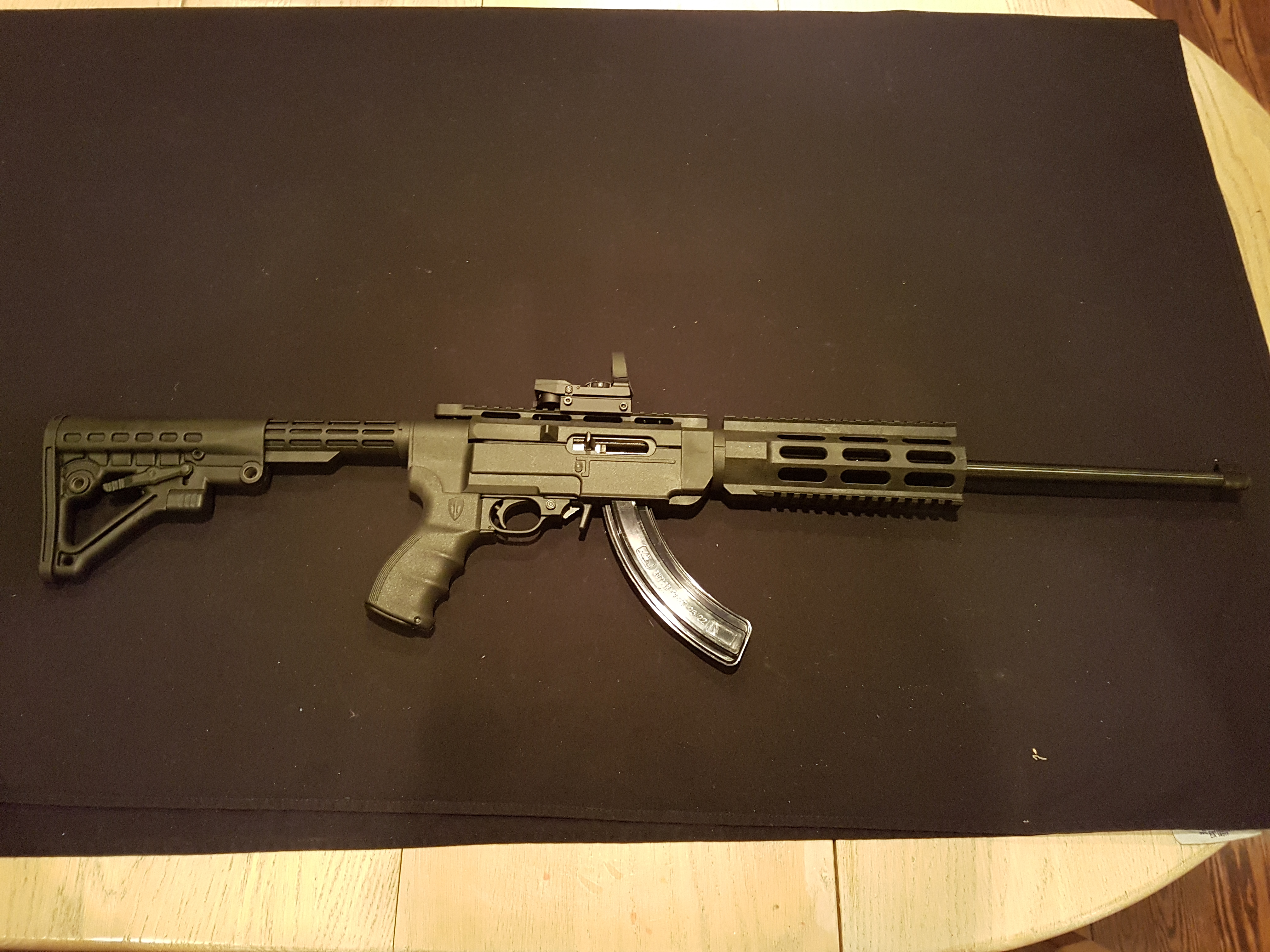UZr8JQH.jpg