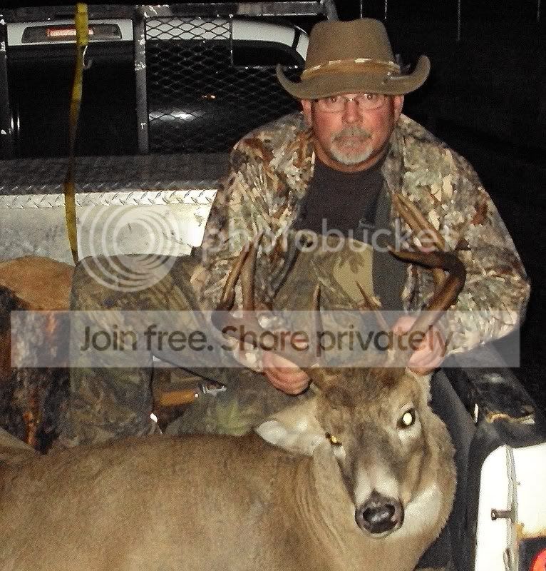 Nov14th2010Buck012.jpg