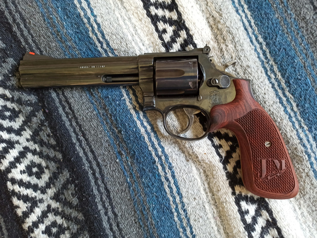 S&W.586.11.jpg