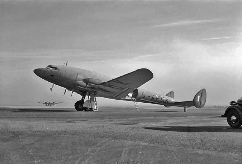 IWM-CH14317-DH91-Albatross-205210634.jpg