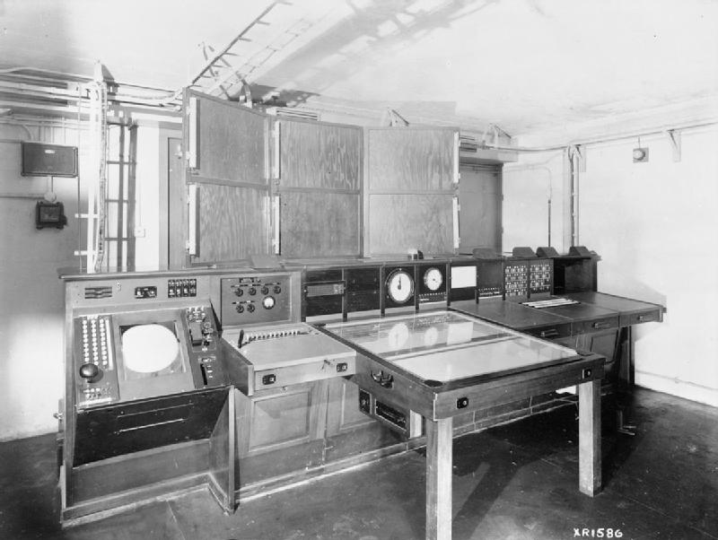 Royal_Air_Force_Radar%2C_1939-1945._CH15178.jpg