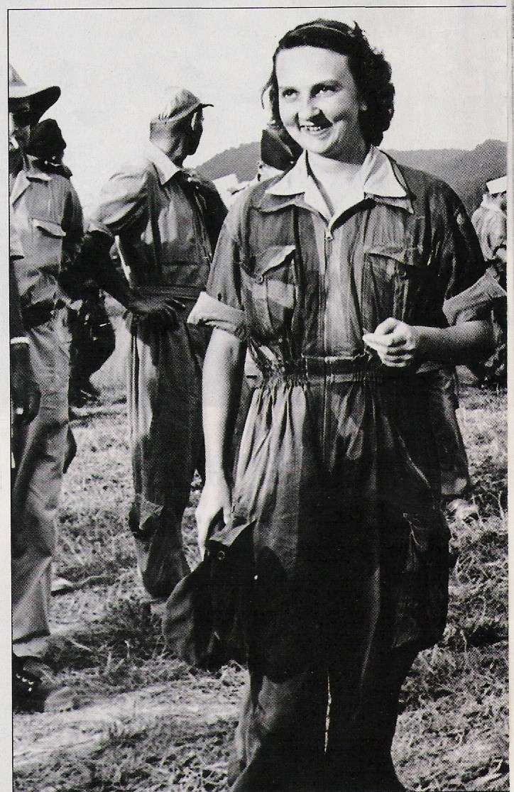 371d84db3fd4cec8b65a7026ef346d49--indochine-nurses.jpg