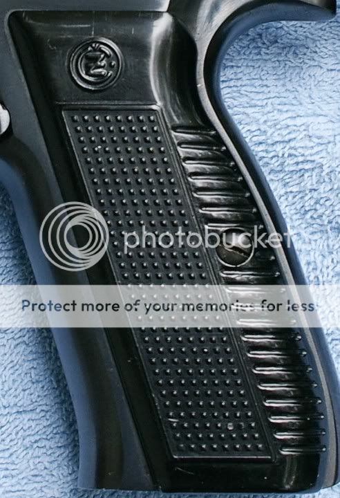 CZ-75LeftGrip.jpg