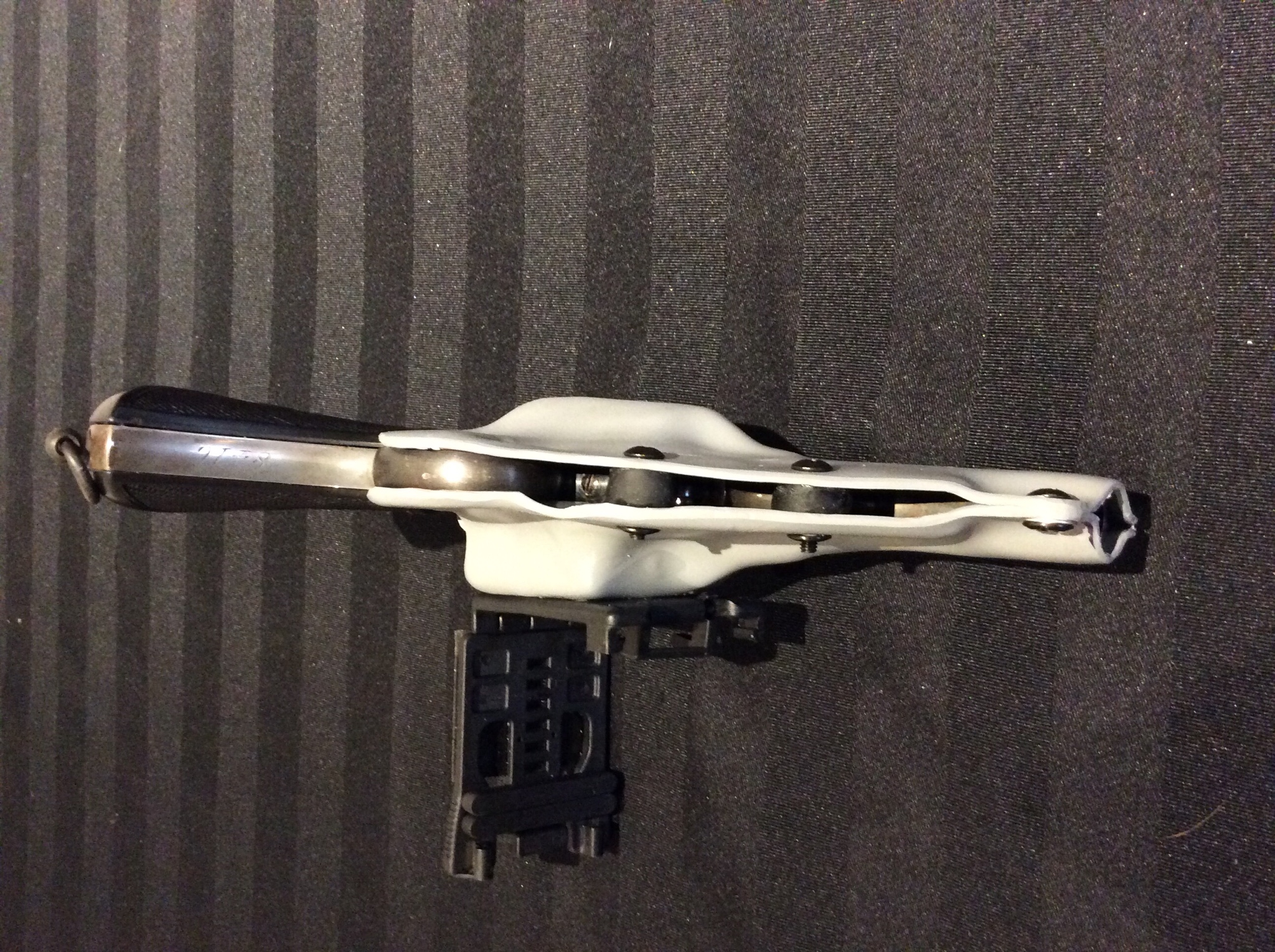 KueA7Wp.jpg