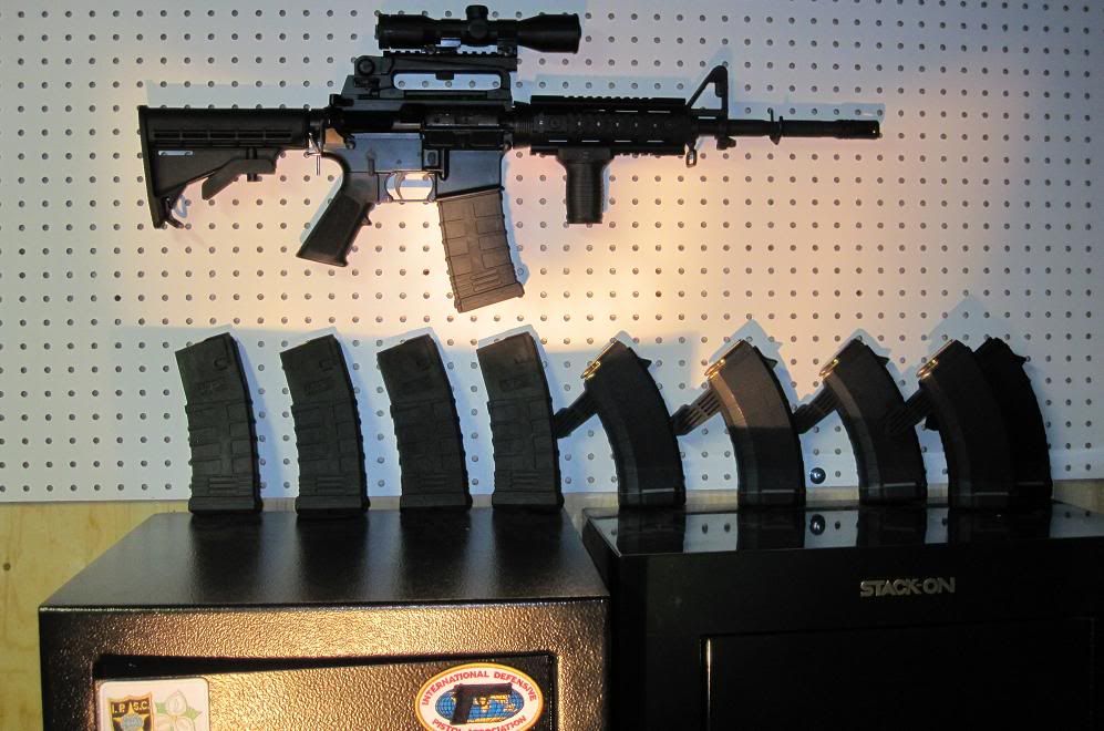 M4newTapcoMags.jpg