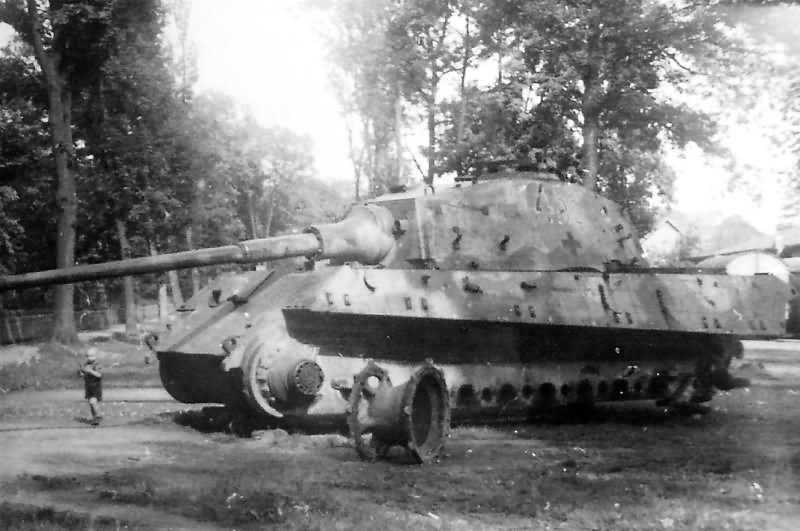 Tiger_2_tank_86.jpg