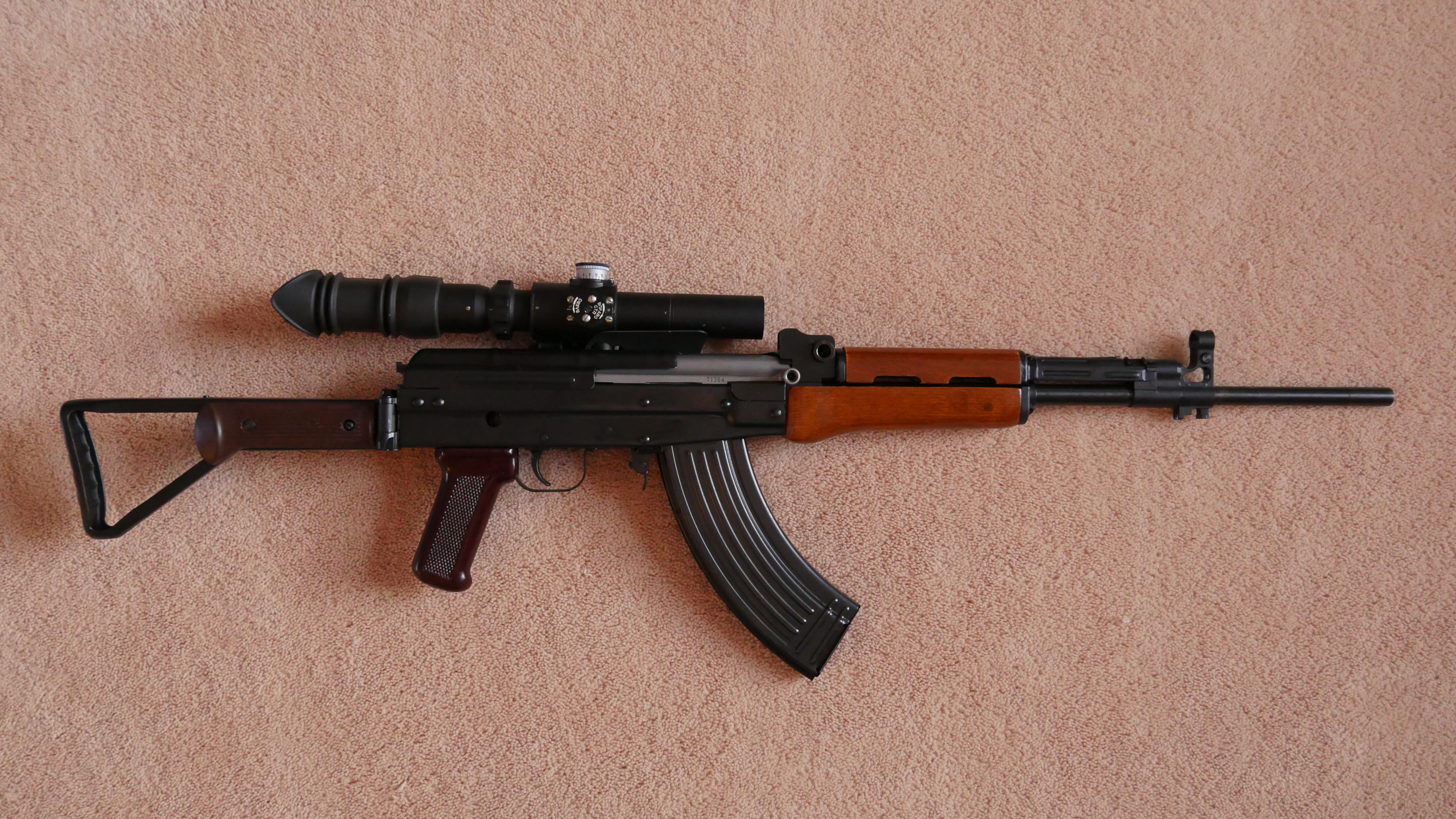 FNhUBf4.jpg