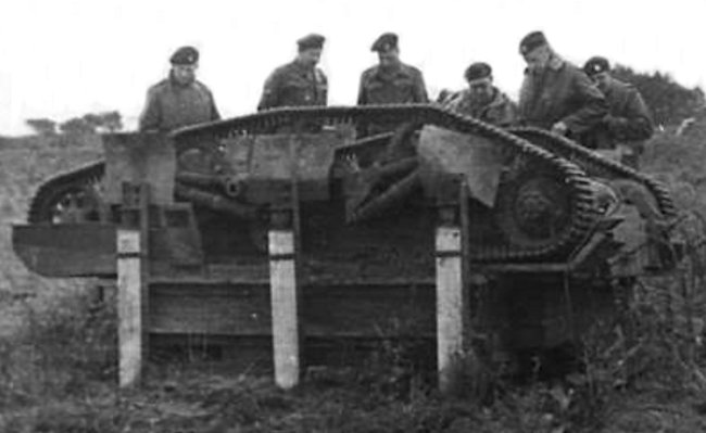 bren-gun-carrier-rocket.jpg