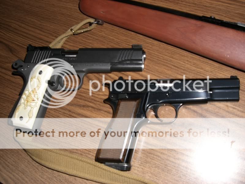 pistols012.jpg