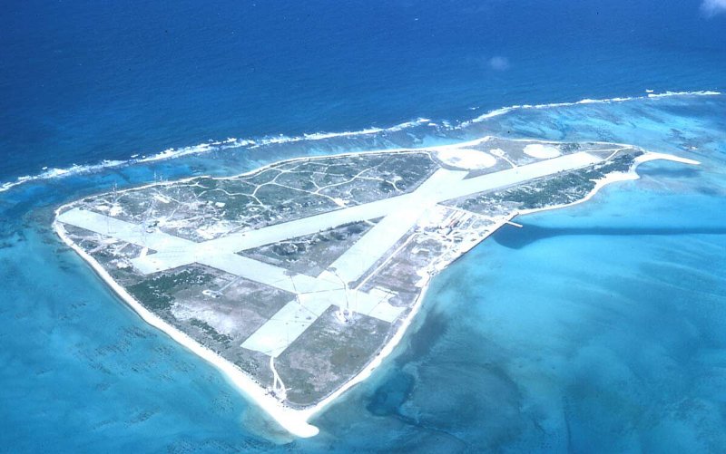 midway_eastern_isl_aerial_64_2_big.jpg