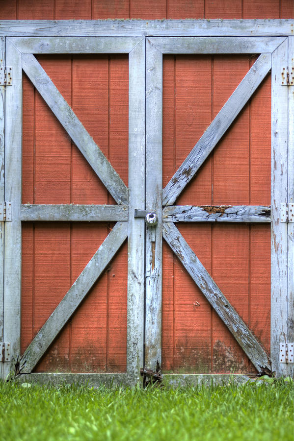 barn-door-3-dustin-k-ryan.jpg