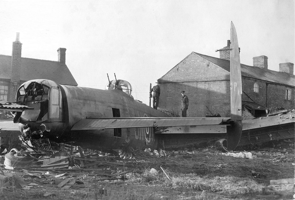 ND801Crash-7-s.jpg