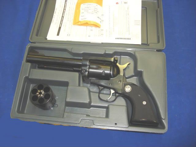 RugerBlackhawkwithacpcylinder3.jpg