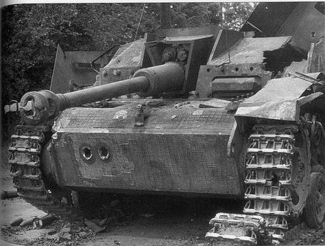 ff8281606da8e5571dda723117f5d853--ww-tanks-military-photos.jpg