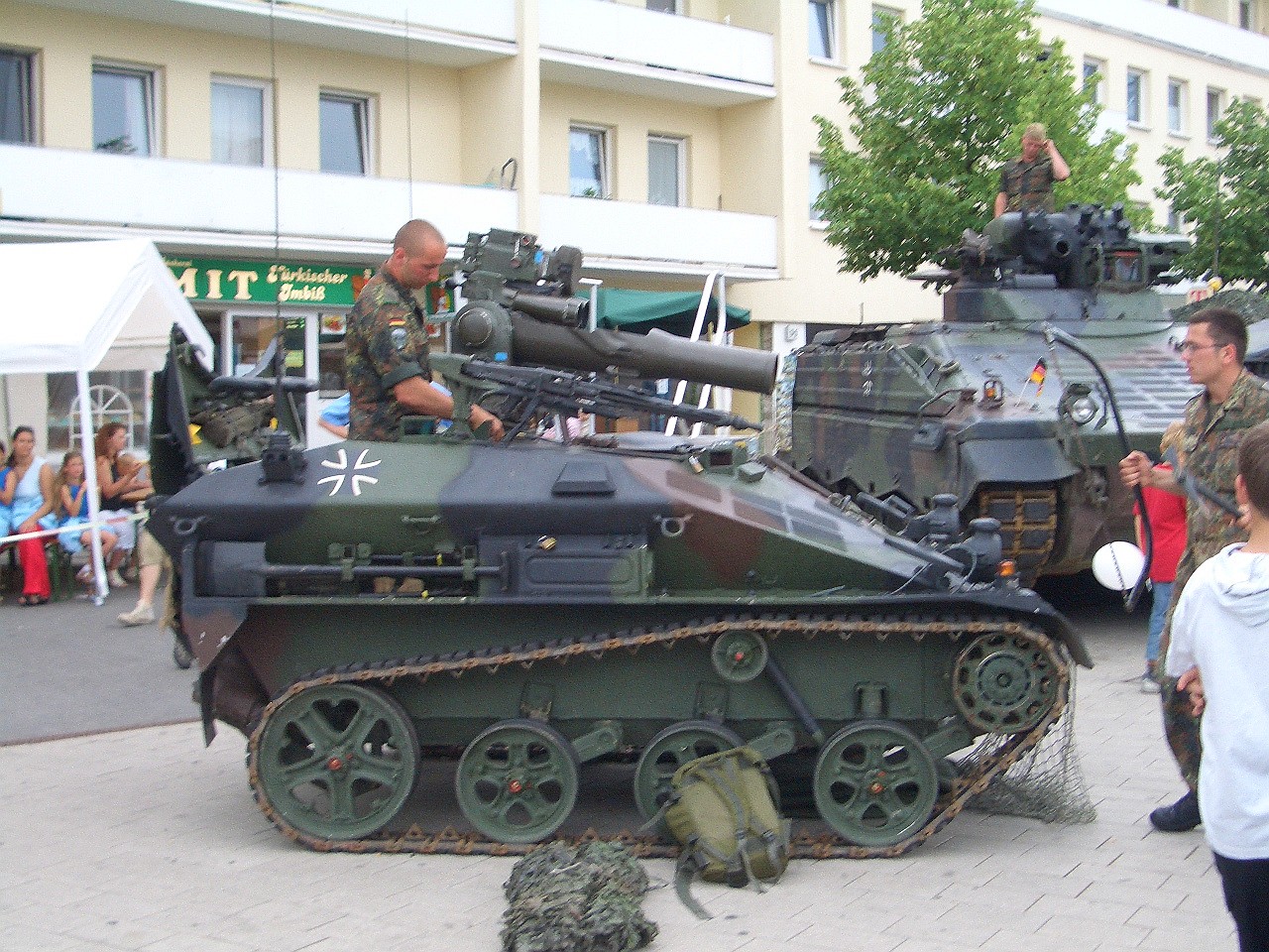 Wiesel_1_TOW.jpg