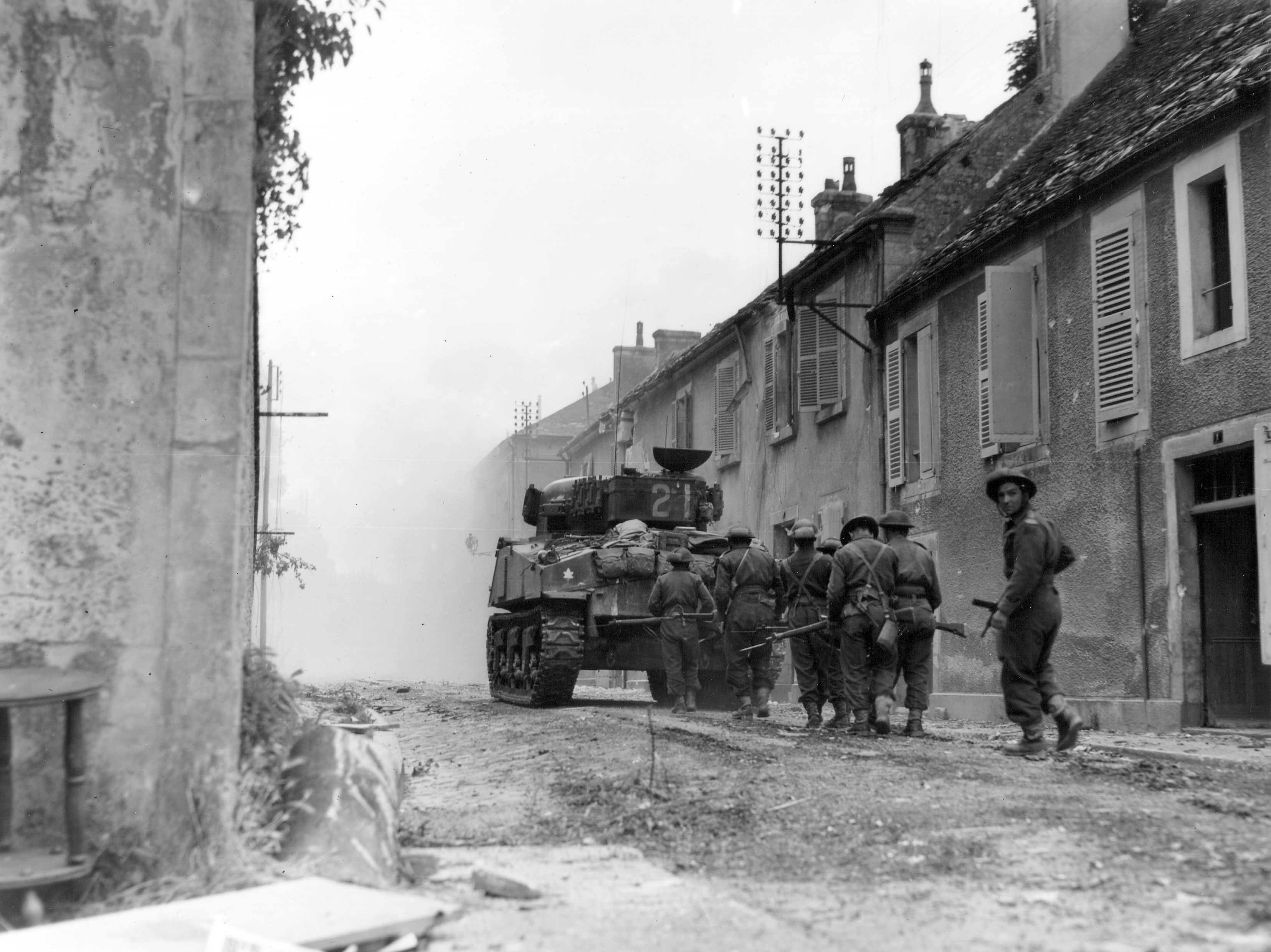 Canadian_Advance_Falaise_Ruins.jpg