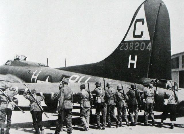 planes1.jpg