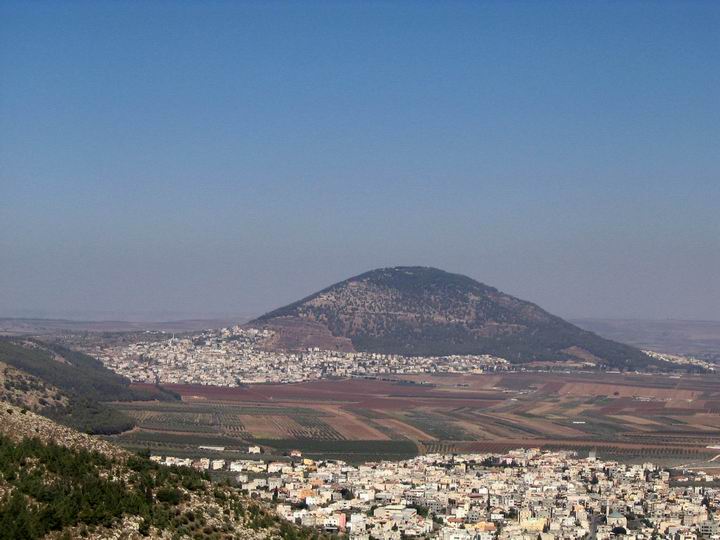 taborfromprecipiceS.jpg