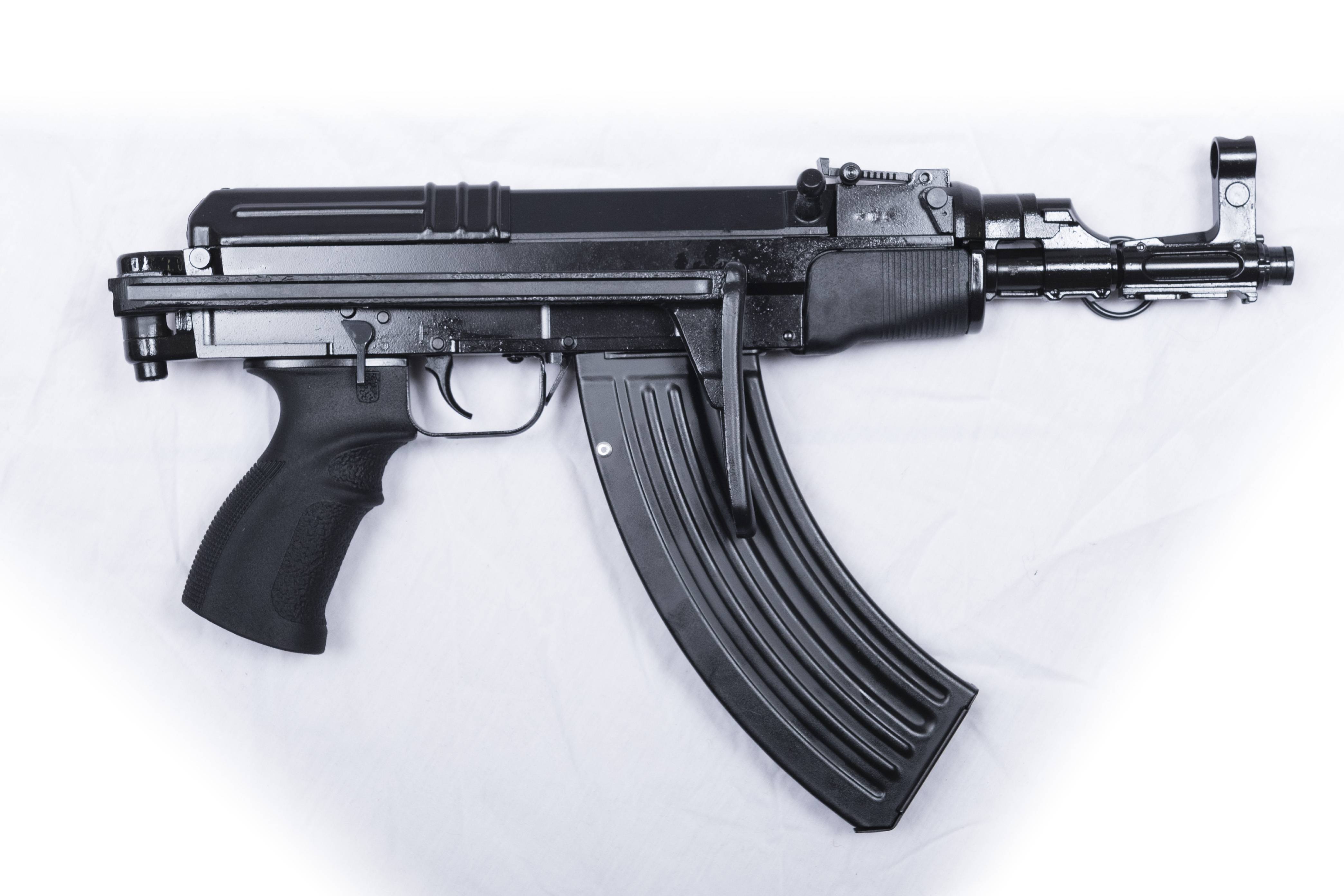 dYJi2ZB.jpg