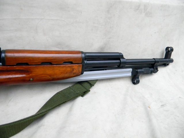 l6lzBmzl.jpg