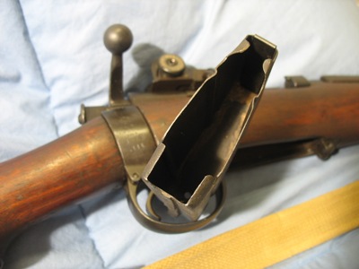 Copy%20of%20Enfield22_caricatore.JPG