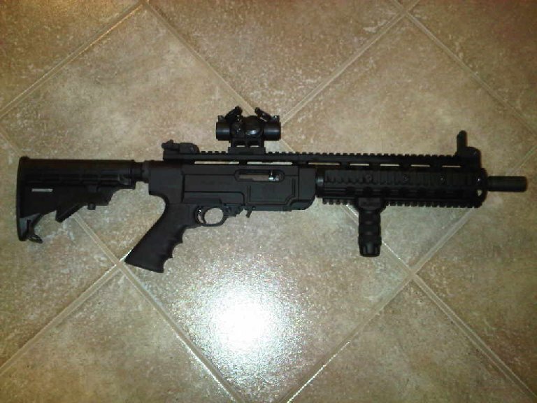 SR-22_2_sml.jpg