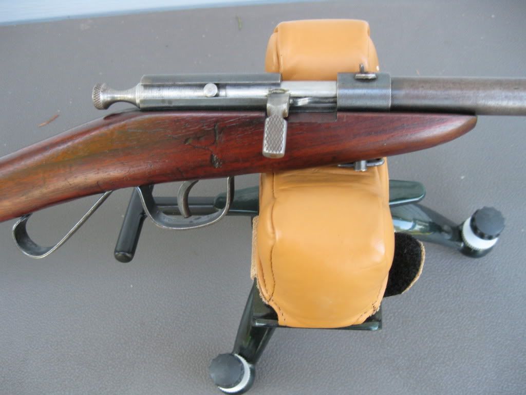 cooeycanuckjr011.jpg