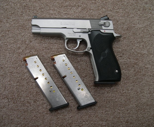 S&W10mm&Mags.jpg