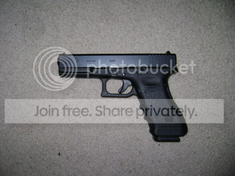 GLOCK17002.jpg
